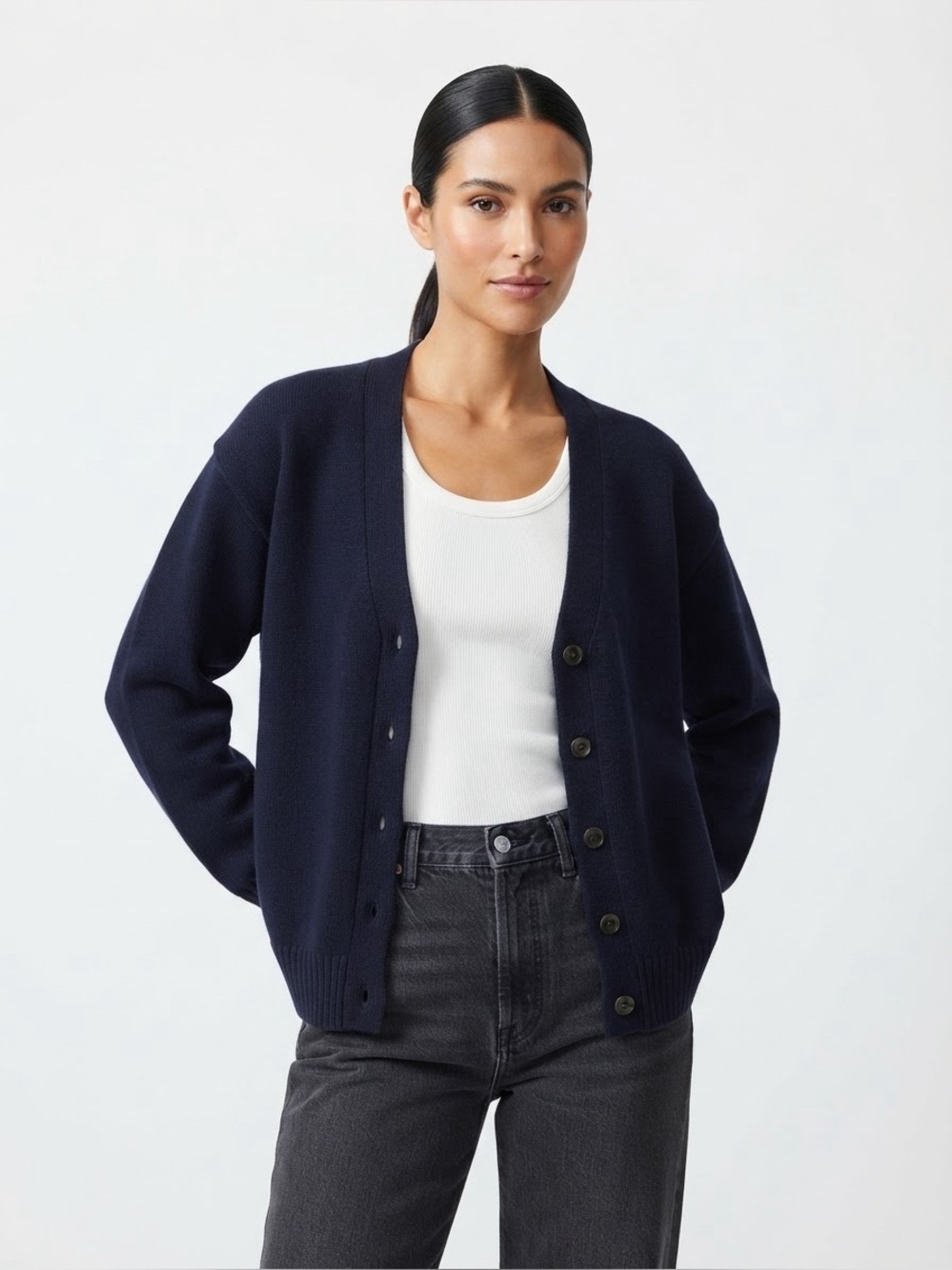Aritzia Sunday Best Lamora Cardigan Black Size Small V-Neck Knit Sweater